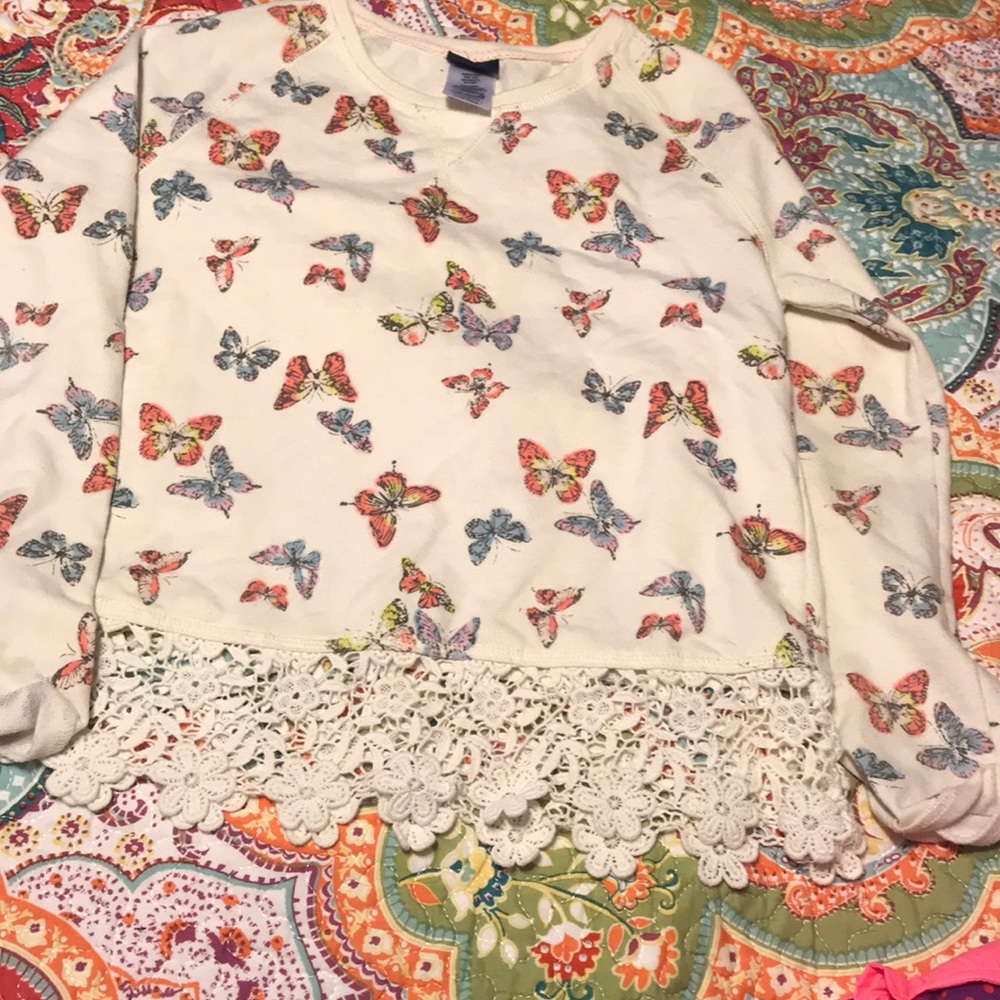 Girl cute butterfly sweater